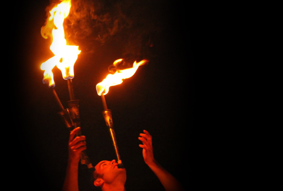 Feuershow Bielefeld Matthias Spangenberg Feuerfackeln