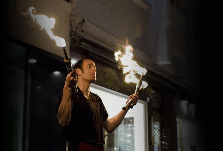 Feuerjongleur Matthias Spangenberg